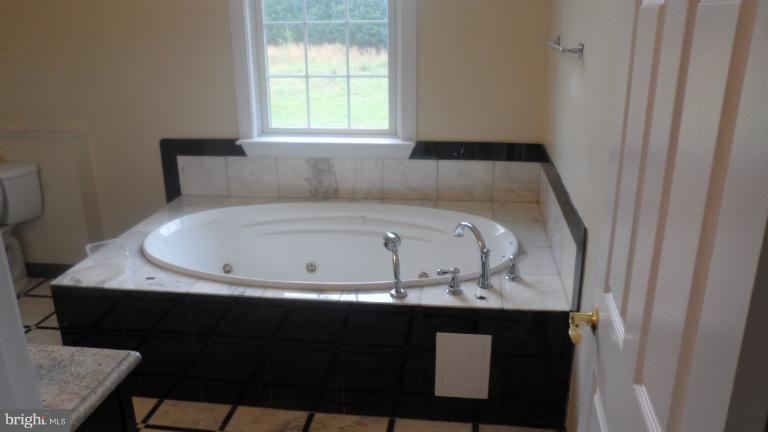 13575 Woodmore Road Bowie, MD 20721 - Photo 21 of 30 Bath