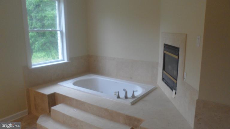 13575 Woodmore Road Bowie, MD 20721 - Photo 28 of 30 Bath