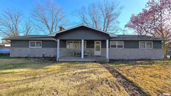 $138,500 | 201 South Dean Street, Royalton, IL 62983