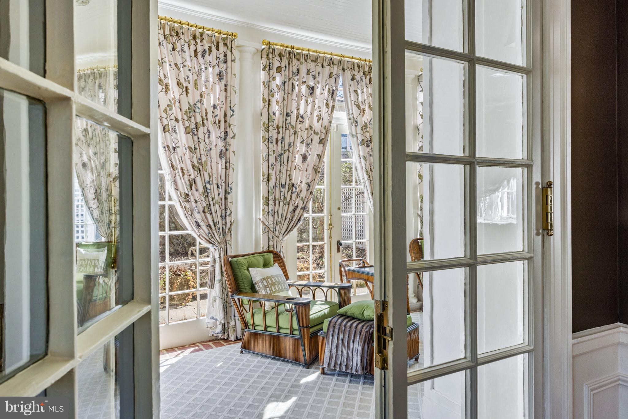 4102 Greenway Baltimore, MD 21218 - Photo 11 of 92 A sunroom filled with light