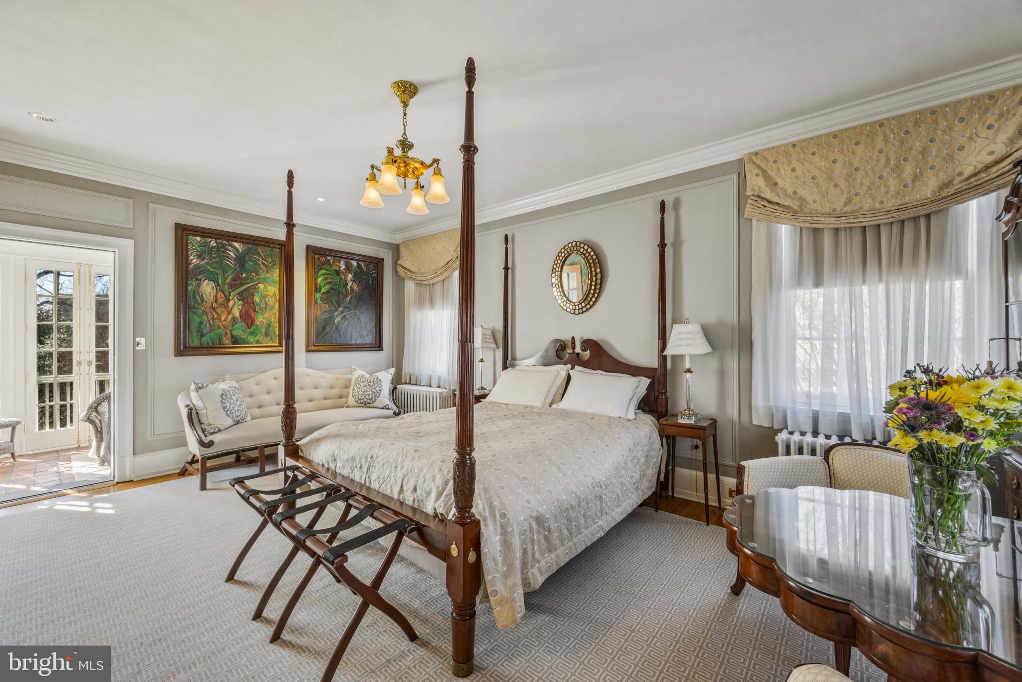 4102 Greenway Baltimore, MD 21218 - Photo 30 of 92 Guest suite -custom bedding conveys