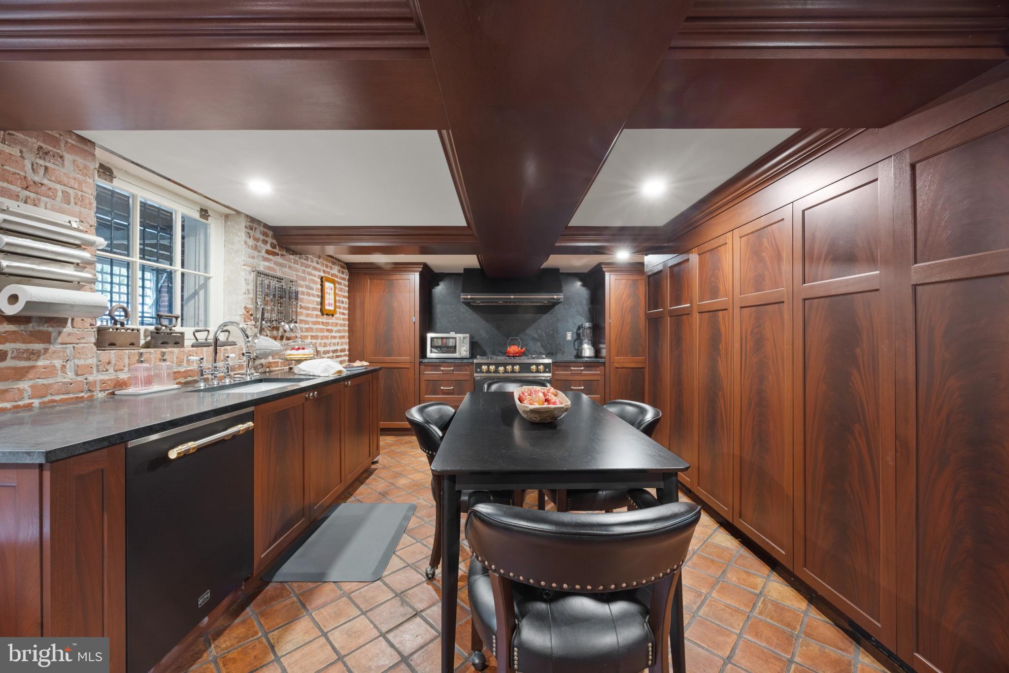 4102 Greenway Baltimore, MD 21218 - Photo 45 of 92 Custom cabintry with built-in storage