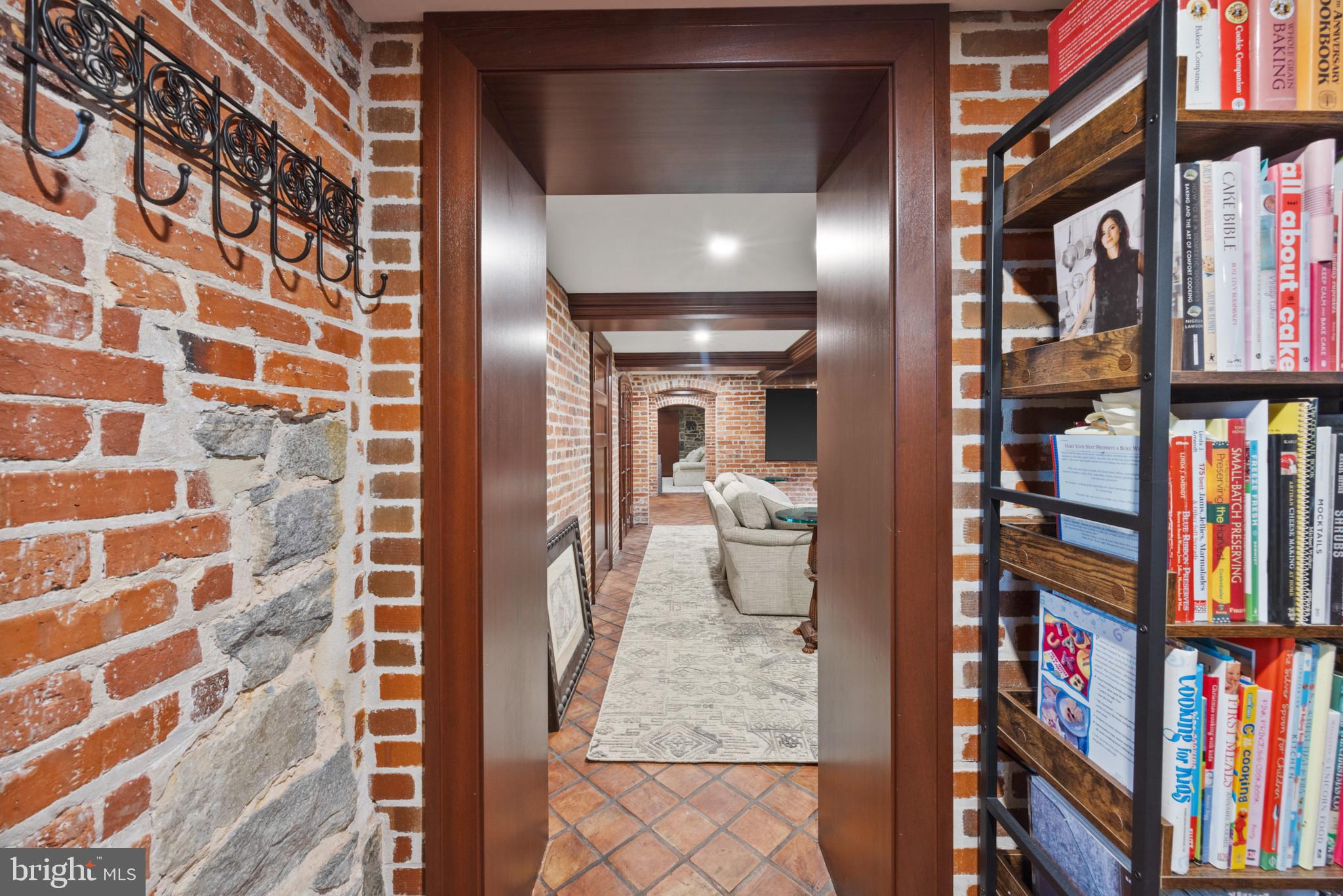 4102 Greenway Baltimore, MD 21218 - Photo 47 of 92 Hall to family room