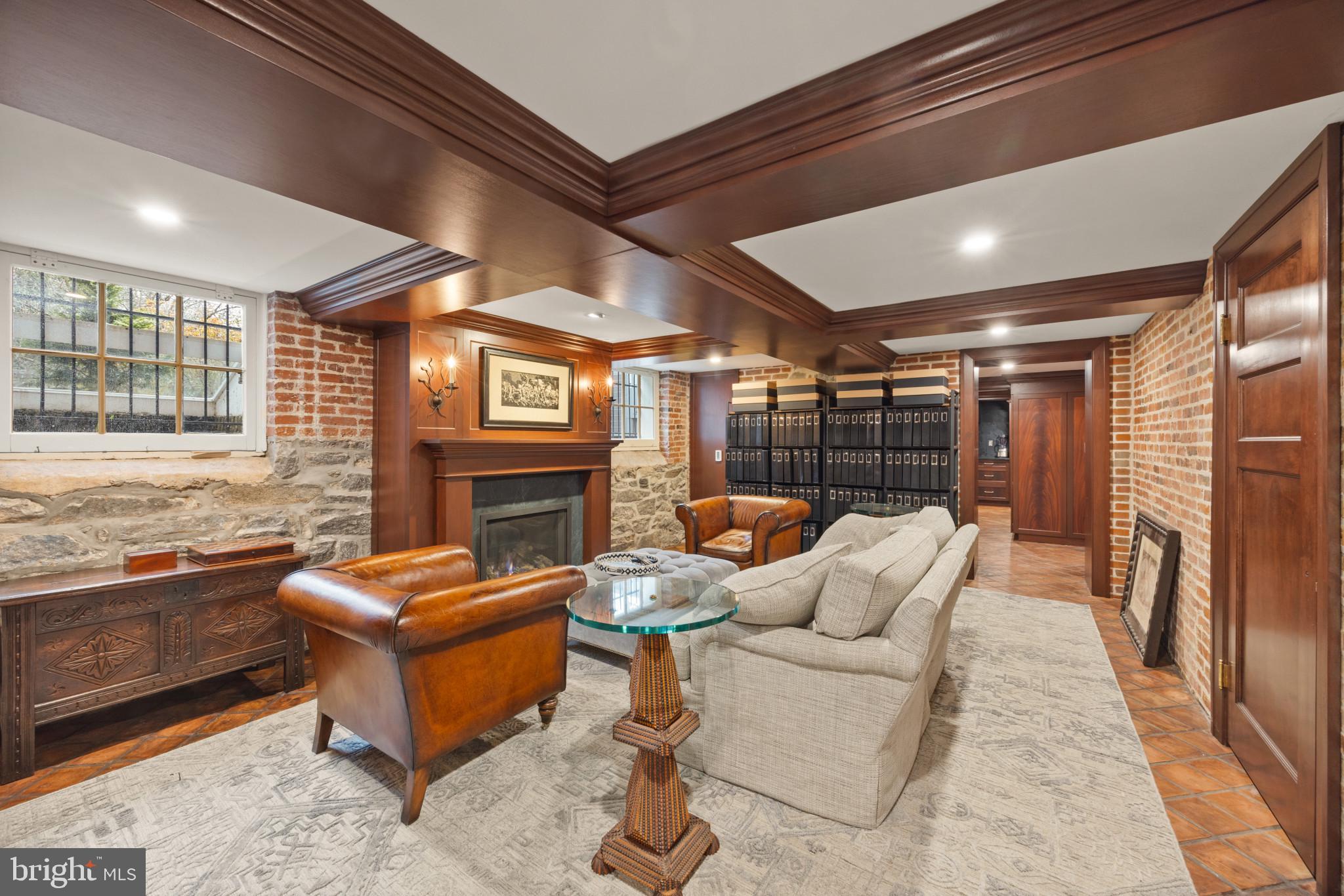 4102 Greenway Baltimore, MD 21218 - Photo 50 of 92 Coffered ceilings and light from the outside