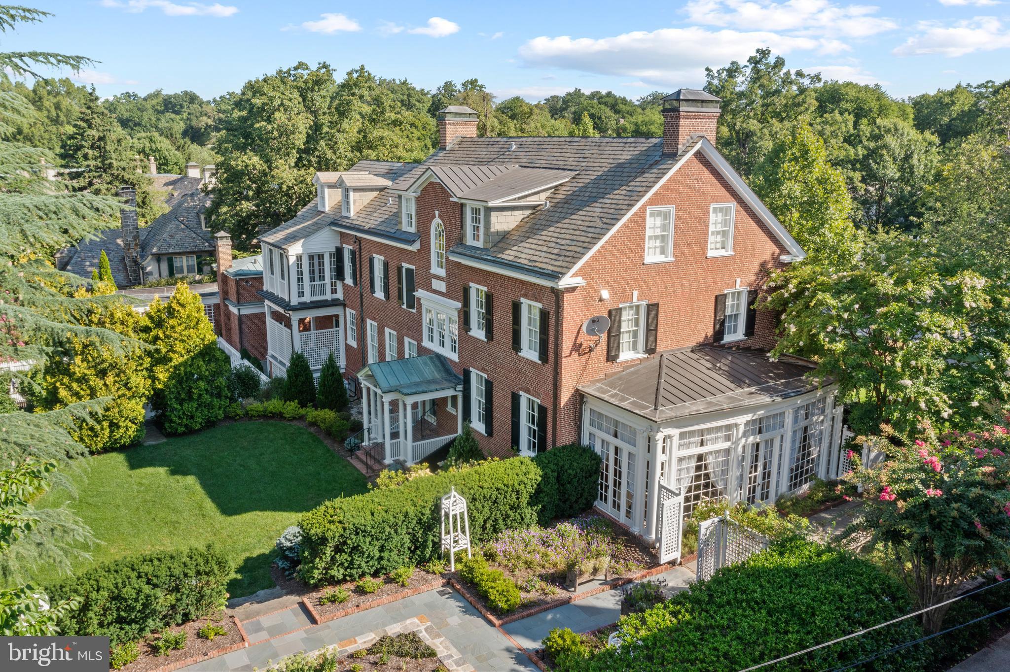 4102 Greenway Baltimore, MD 21218 - Photo 54 of 92 Gardens galore and lawn as well