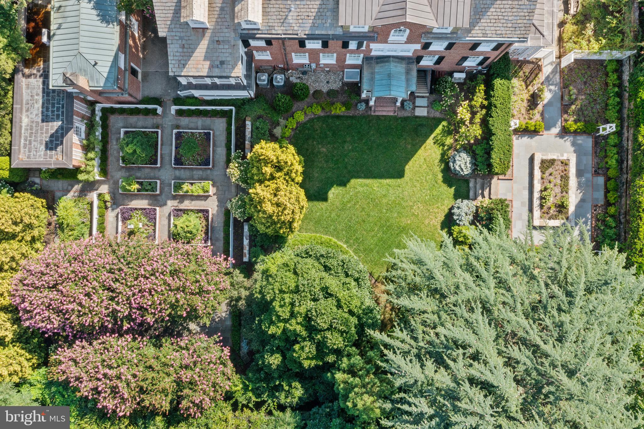 4102 Greenway Baltimore, MD 21218 - Photo 58 of 92 Aerial view of gardens