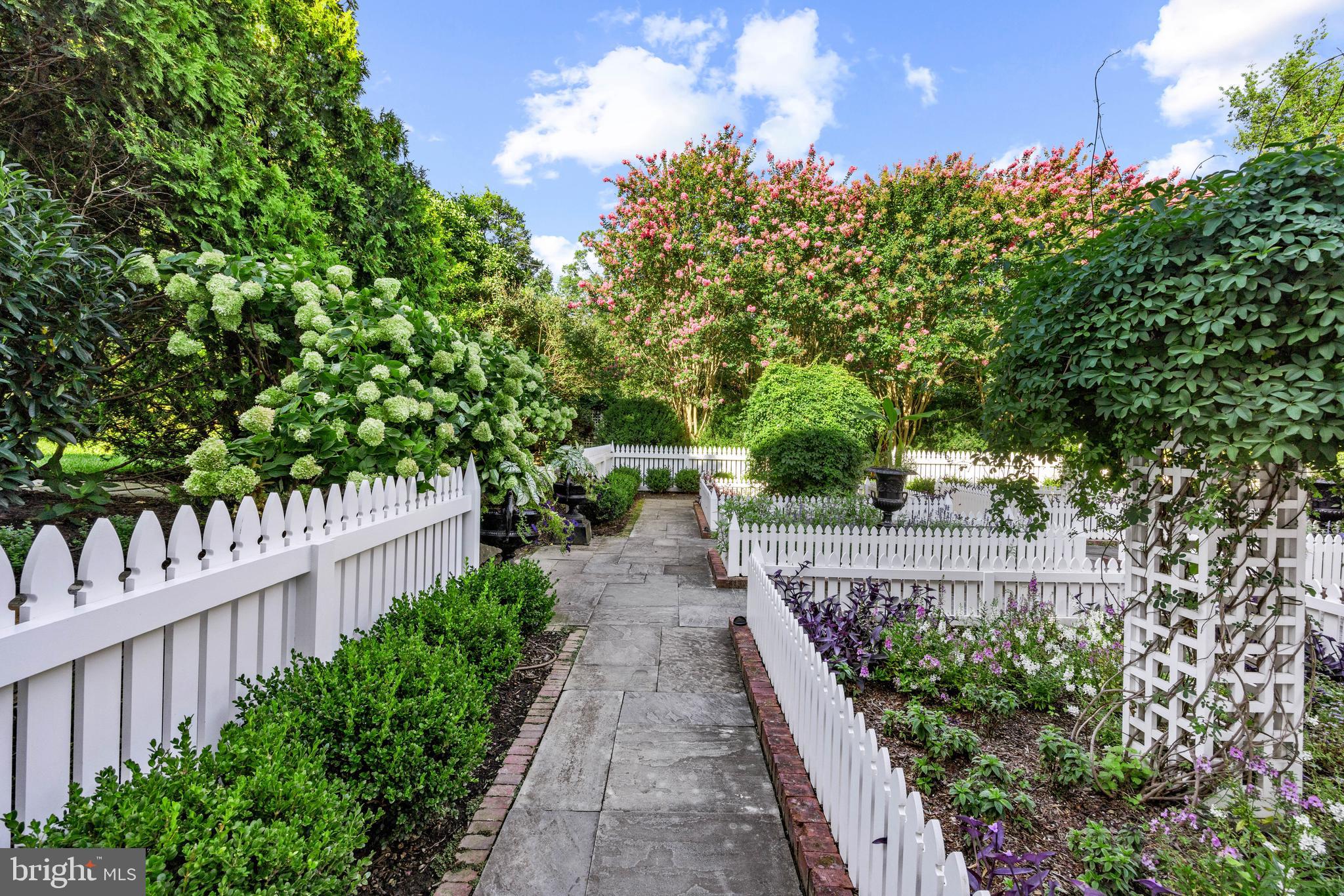 4102 Greenway Baltimore, MD 21218 - Photo 69 of 92