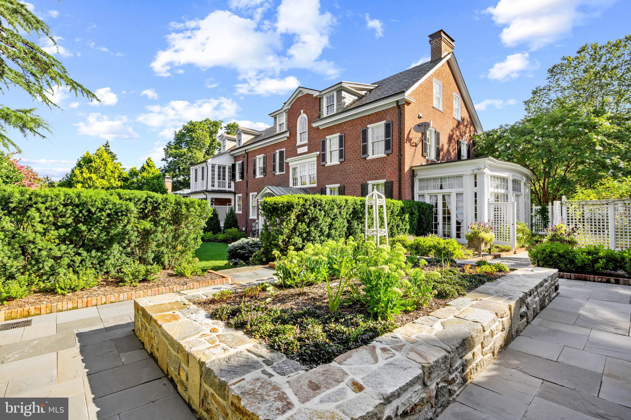 4102 Greenway Baltimore, MD 21218 - Photo 86 of 92 Stone hardscape beds