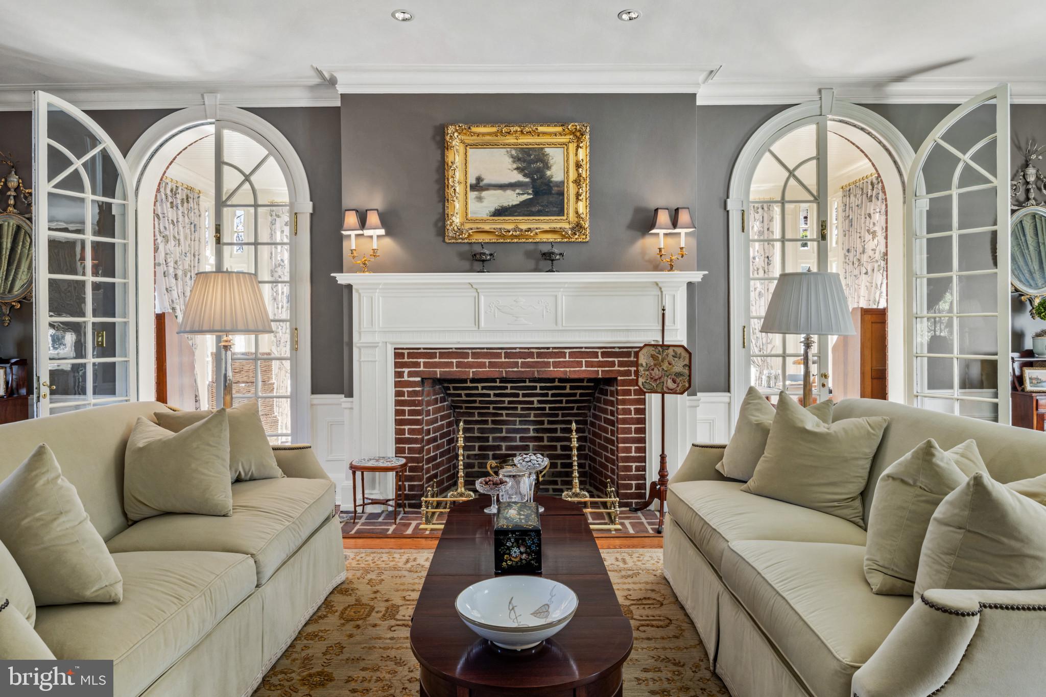 4102 Greenway Baltimore, MD 21218 - Photo 10 of 92 Lights on mantel convey