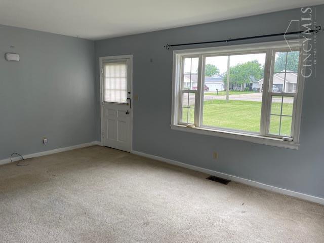 5591 Hamilton Trenton Road Trenton, OH 45067 - Photo 8 of 22
