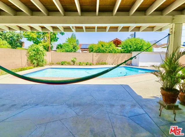 $1,024,999 | 13127 Hartland Street, North Hollywood, CA 91605