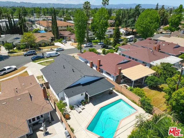 $1,024,999 | 13127 Hartland Street, North Hollywood, CA 91605
