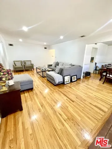 $1,024,999 | 13127 Hartland Street, North Hollywood, CA 91605