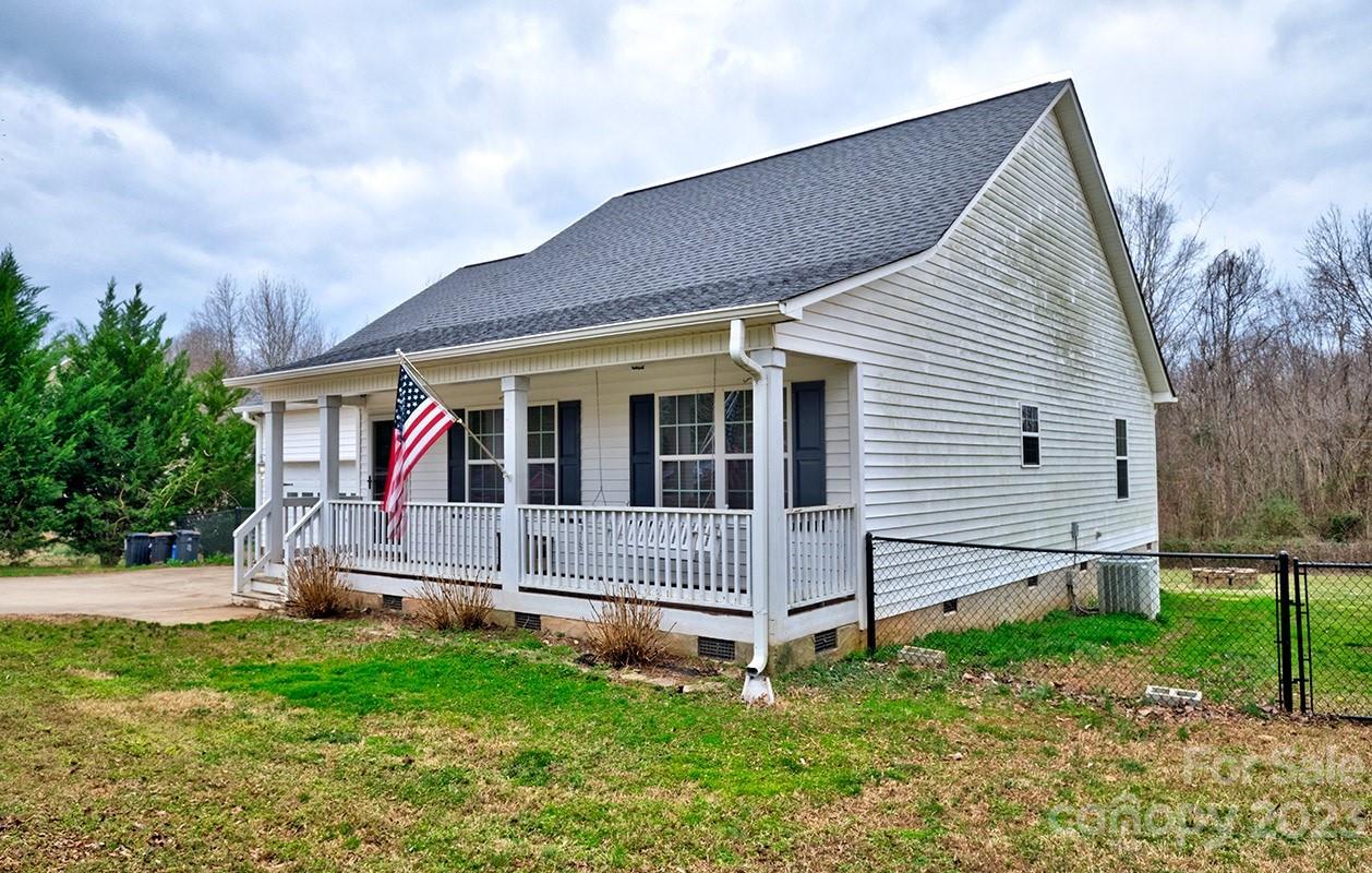 276 Springlake Road, Unit 6 York, SC 29745 - Photo 2 of 31 a view of house with a yard