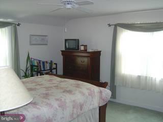 117 Heatherwood Road Havertown, PA 19083 - Photo 4 of 6 Gallery Image 4