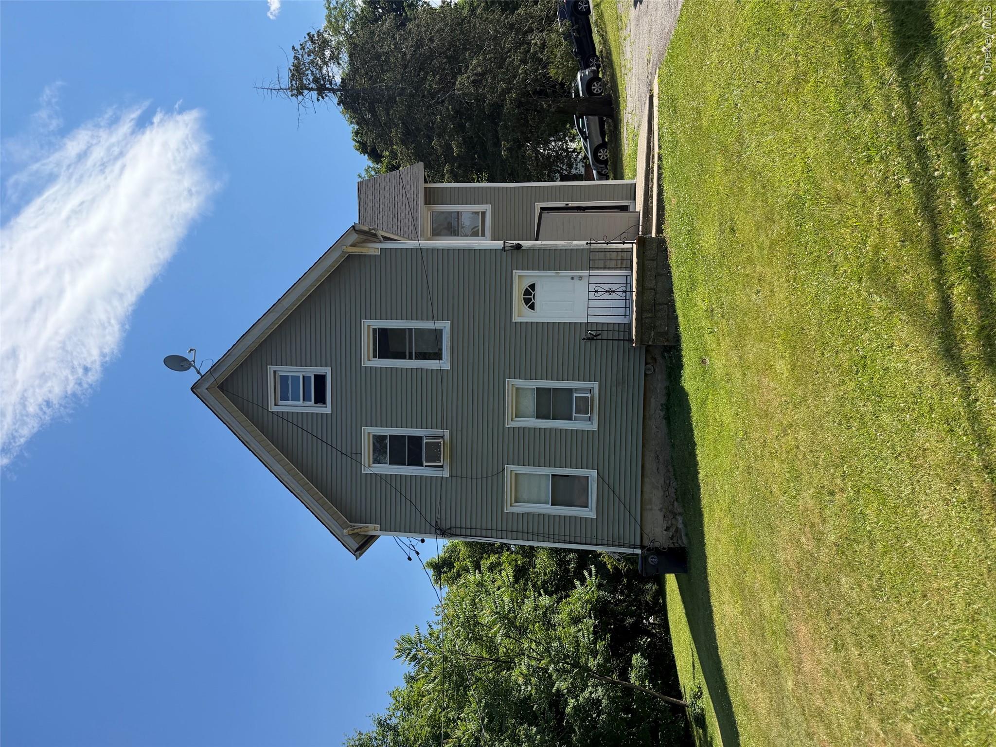 8 Old Knollwood Road White Plains, NY 10607 - Photo 1 of 17