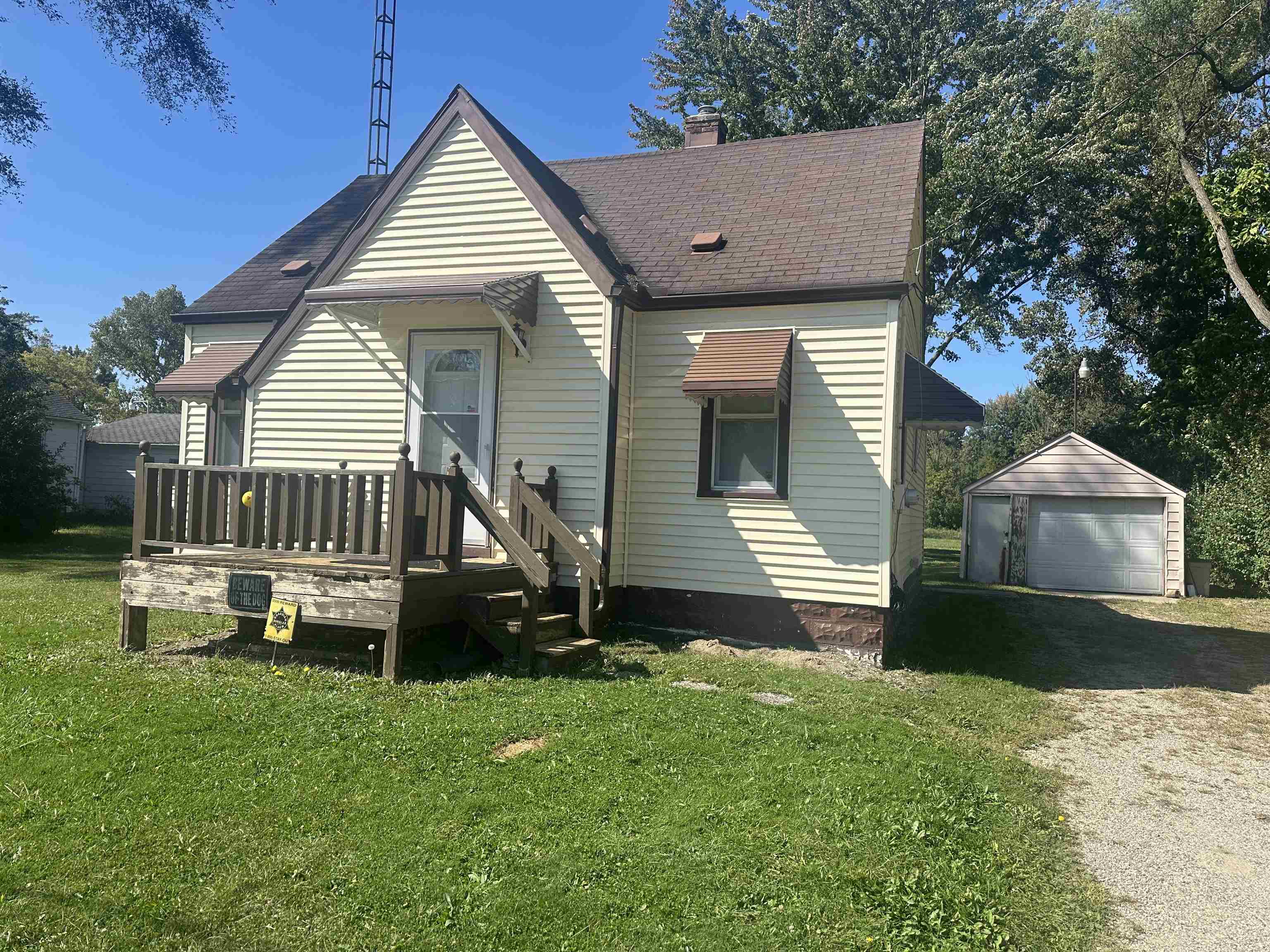 6485 North Clio Road Mount Morris, MI 48458 - Photo 1 of 18 50154717-a87befb4-1422-4bfa-8566-9d356dbe55e2.JPG