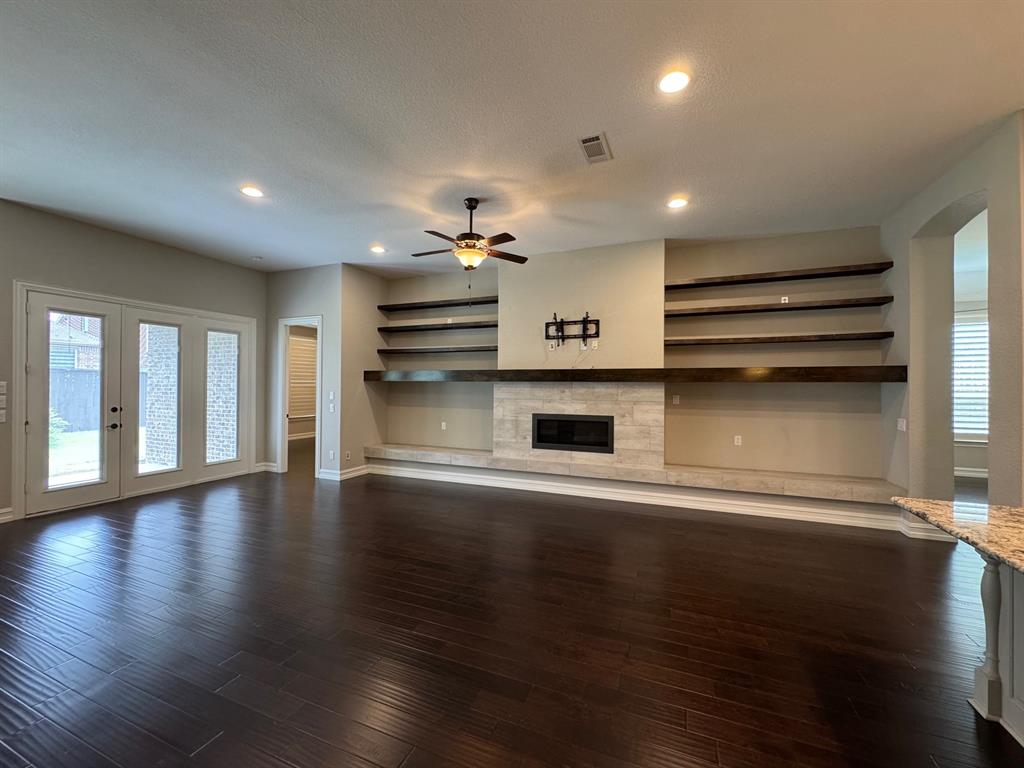 11084 Progreso Street Frisco, TX 75035 - Photo 3 of 29