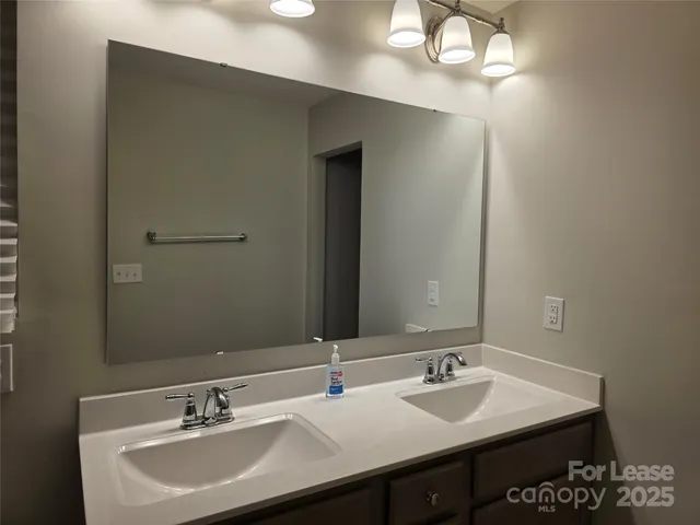 $2,200 | 12013 Wigeon Way, Charlotte, NC 28262