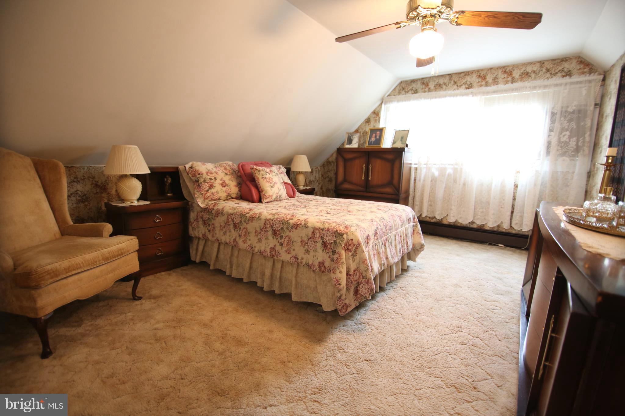 10 Cameo Road Levittown, PA 19057 - Photo 16 of 21 Gallery Image 16