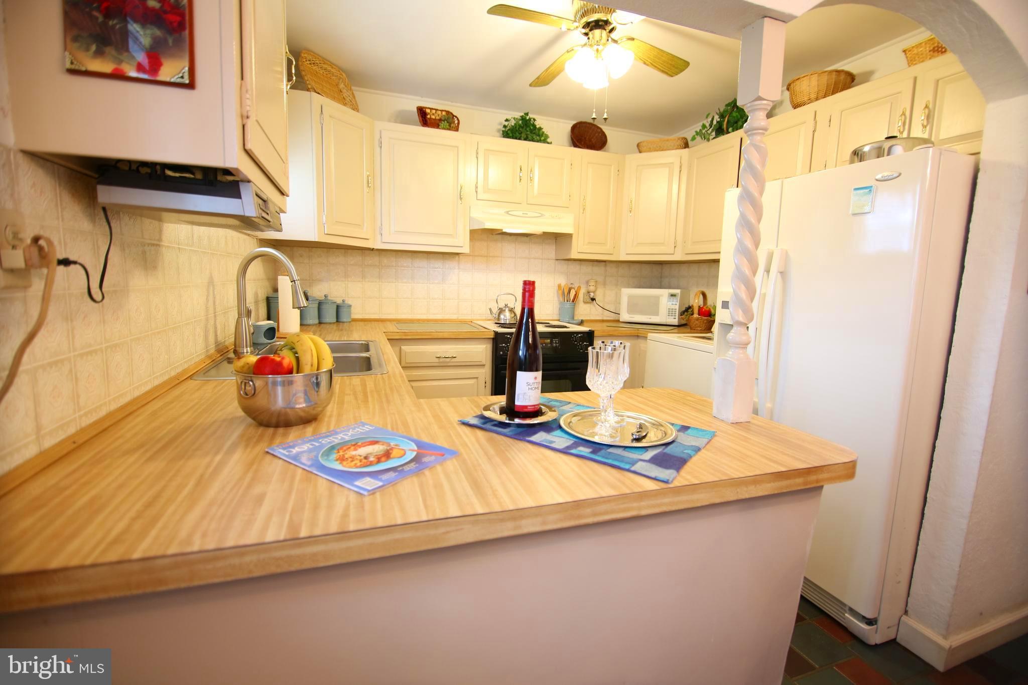 10 Cameo Road Levittown, PA 19057 - Photo 7 of 21 Gallery Image 7