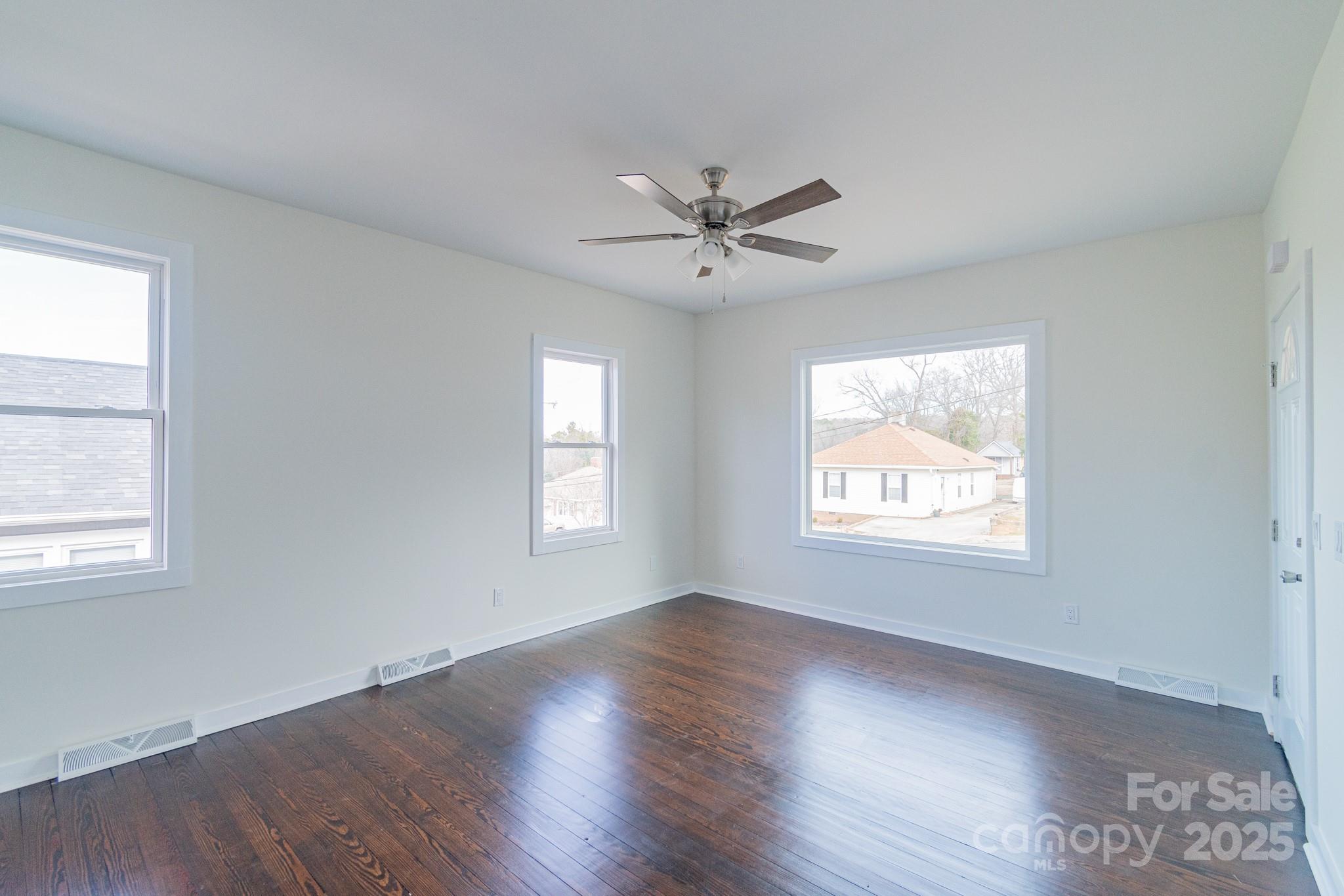 117 Falls Road Badin, NC 28009 - Photo 30 of 47 Gallery Image 30