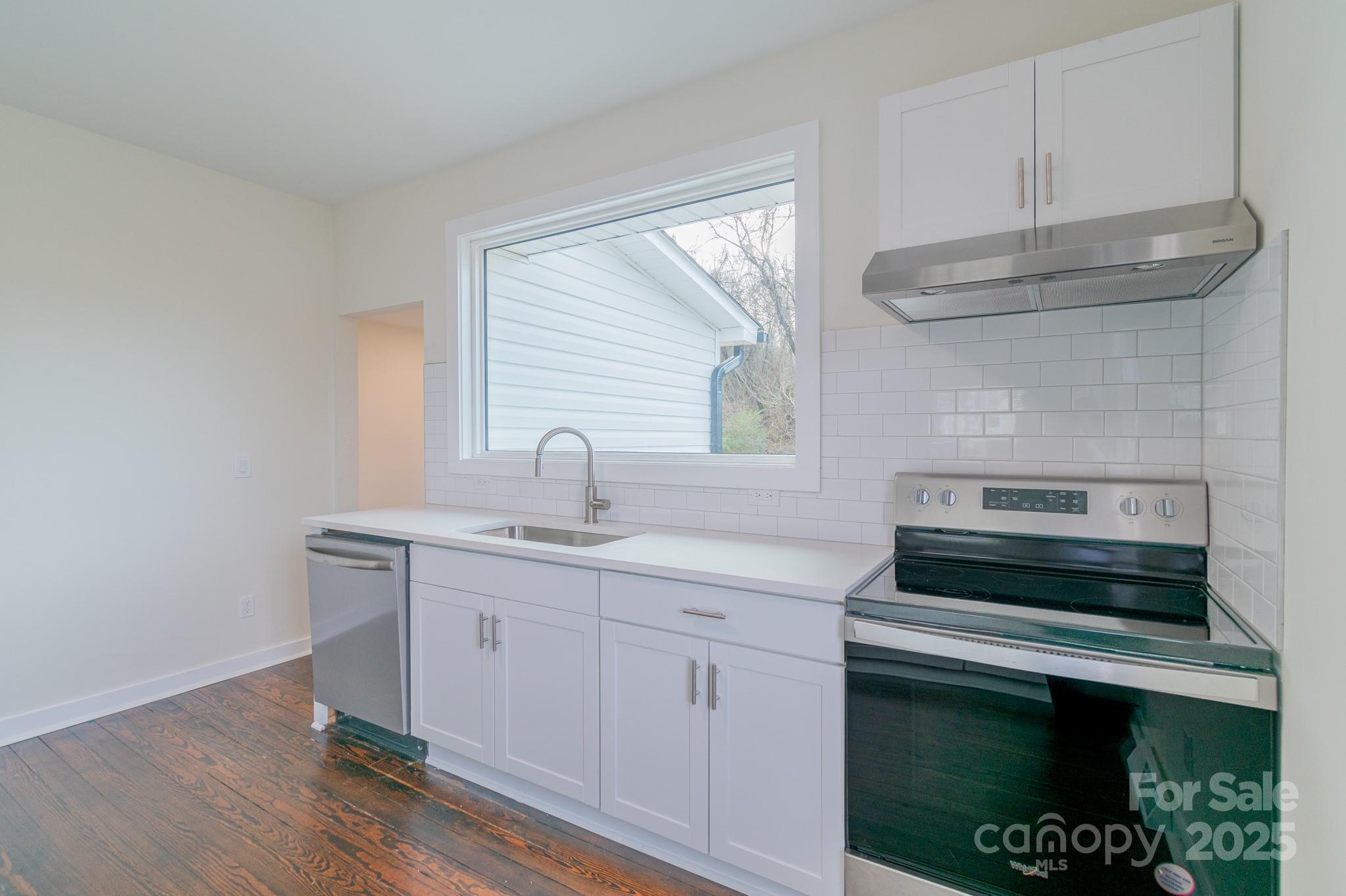 117 Falls Road Badin, NC 28009 - Photo 8 of 47 Gallery Image 8