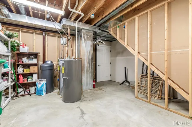 $668,000 | 6 Plum Run, Festus, MO 63028