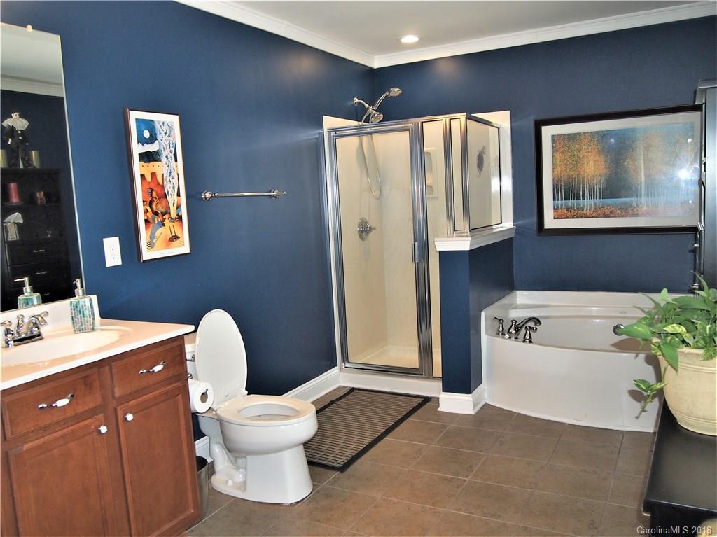 10929 Rousay Road Charlotte, NC 28278 - Photo 14 of 27 Gallery Image 14