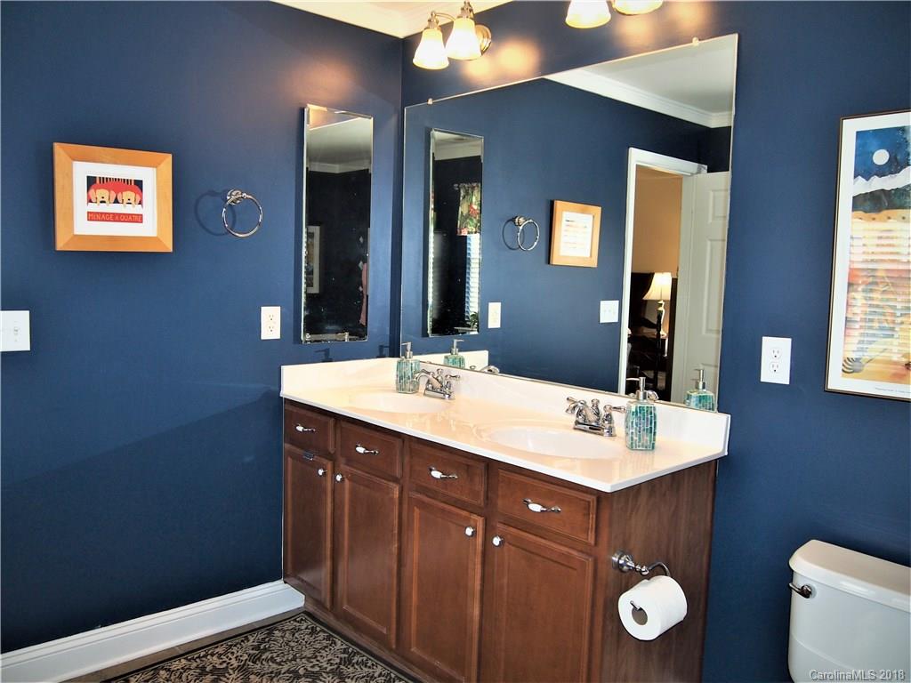 10929 Rousay Road Charlotte, NC 28278 - Photo 15 of 27 Gallery Image 15