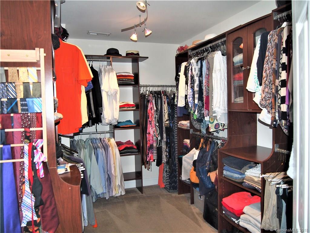 10929 Rousay Road Charlotte, NC 28278 - Photo 16 of 27 Gallery Image 16