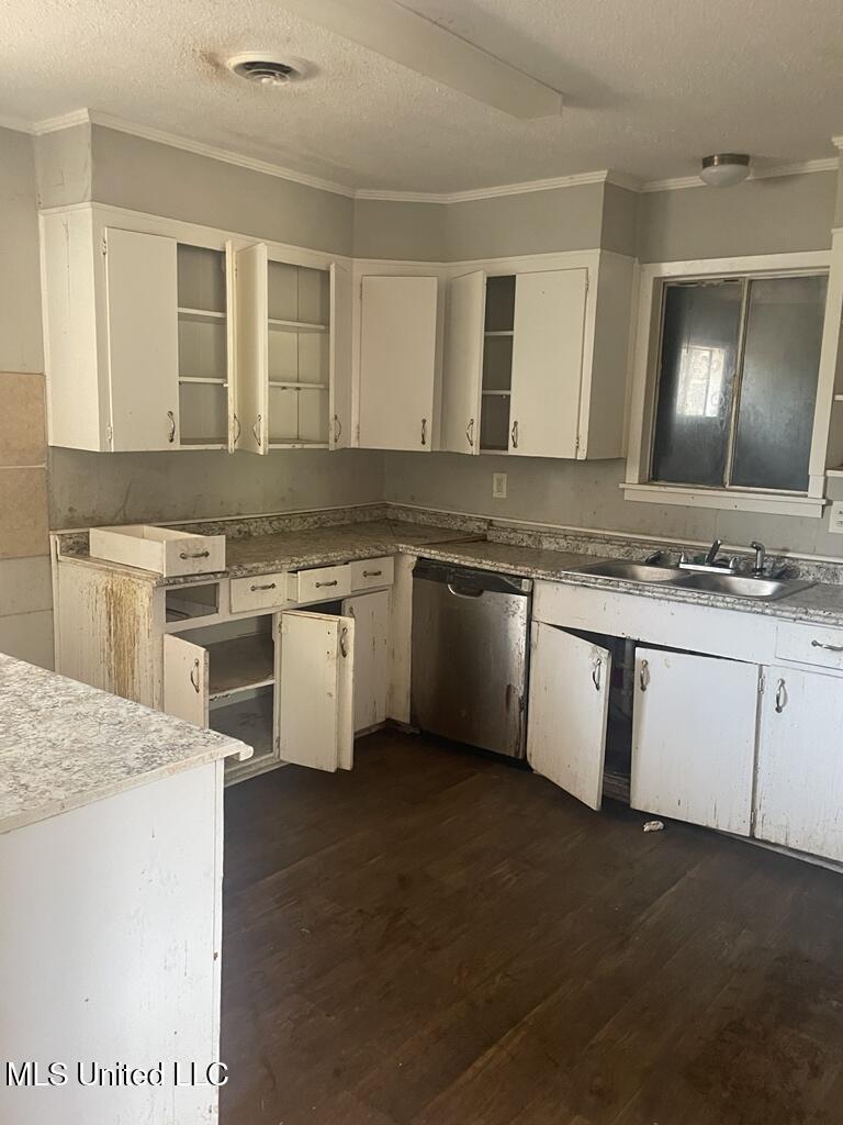 3310 Oakview Drive Jackson, MS 39212 - Photo 4 of 10 2026_01_07_11_49_17