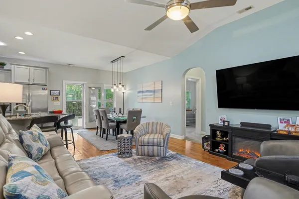$394,900 | 845 Derbyshire Court, Conway, SC 29526