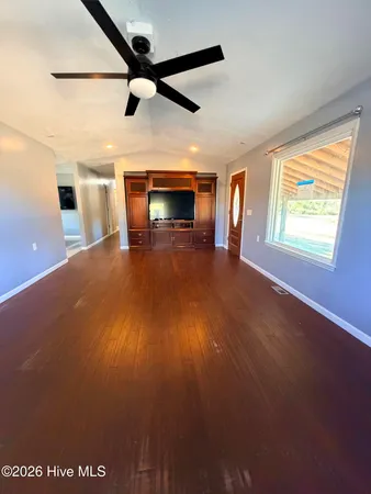 $2,250 | 721 Bell Williams Road, Burgaw, NC 28425