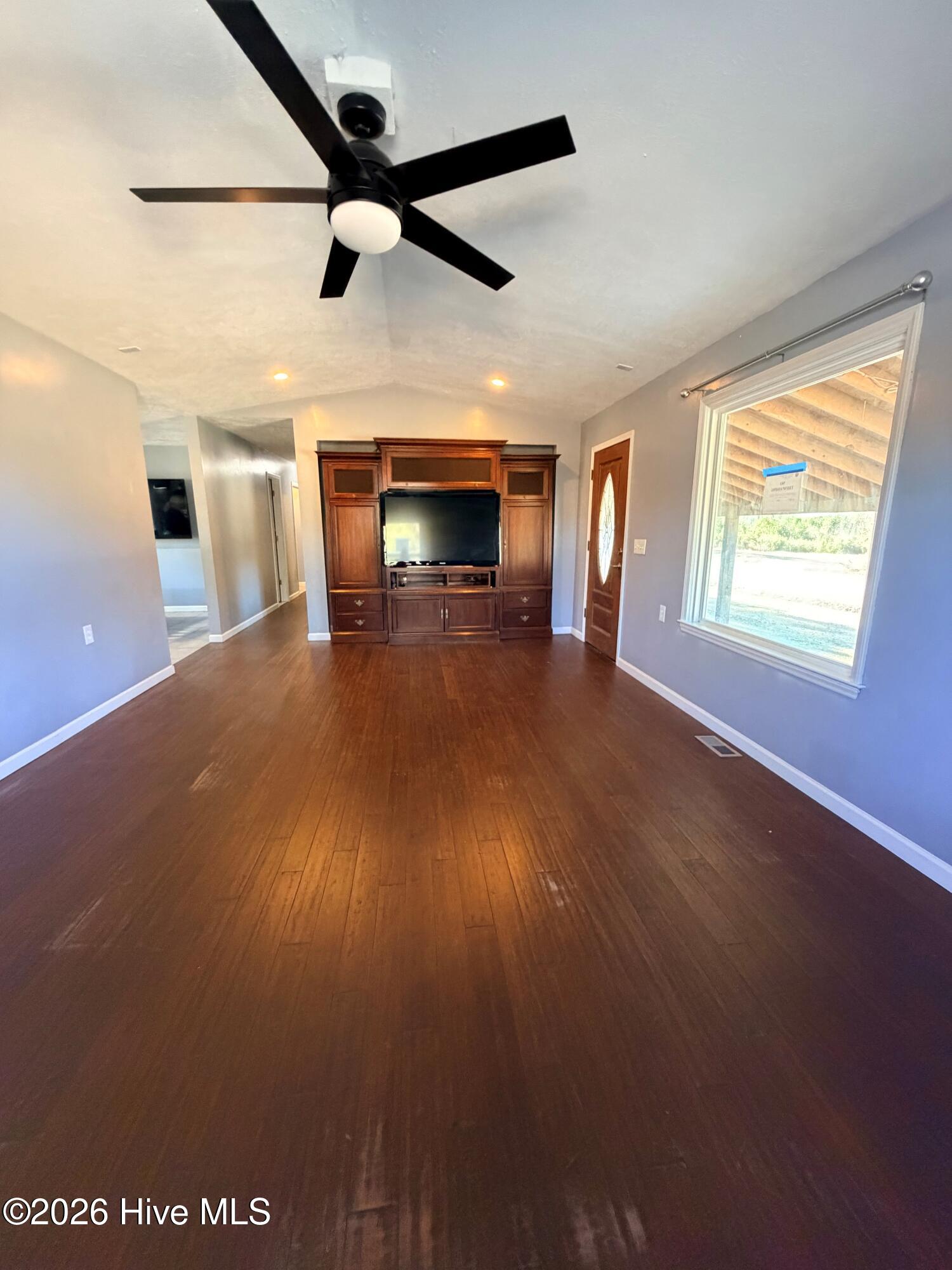 721 Bell Williams Road Burgaw, NC 28425 - Photo 8 of 19 Photo Dec 31 2025, 12 49 45 PM