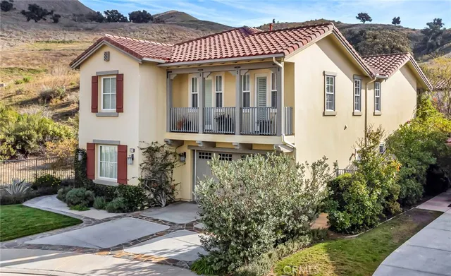 $7,900 | 4694 Luna Court, Calabasas, CA 91302