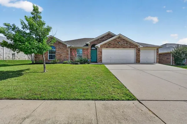 $350,000 | 548 Marybeth Drive, Burleson, TX 76028