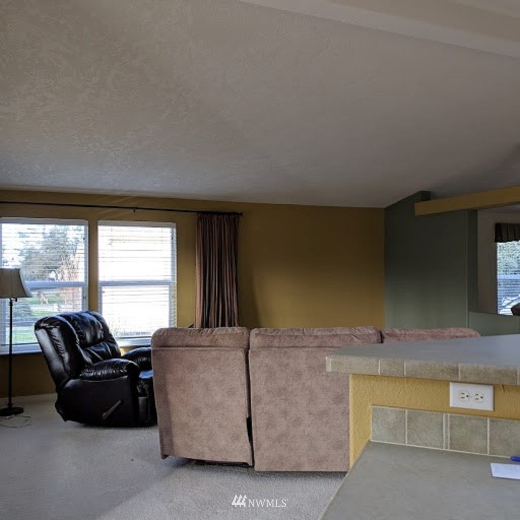 652 Osborn Road, Unit 9 Port Angeles, WA 98362 - Photo 8 of 13