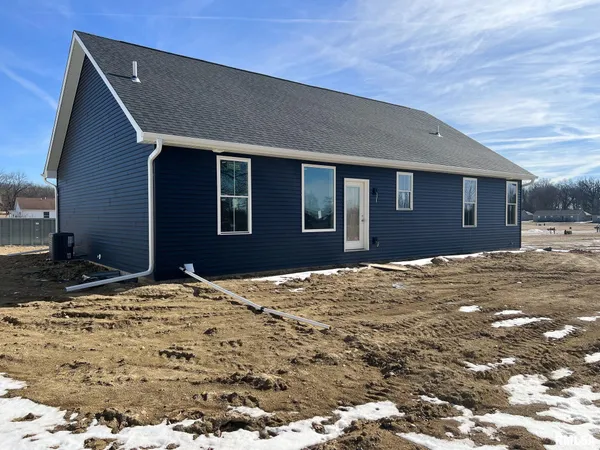 $399,000 | 1217 Parkview Drive, Eureka, IL 61530