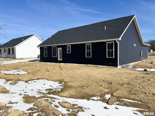 $399,000 | 1217 Parkview Drive, Eureka, IL 61530