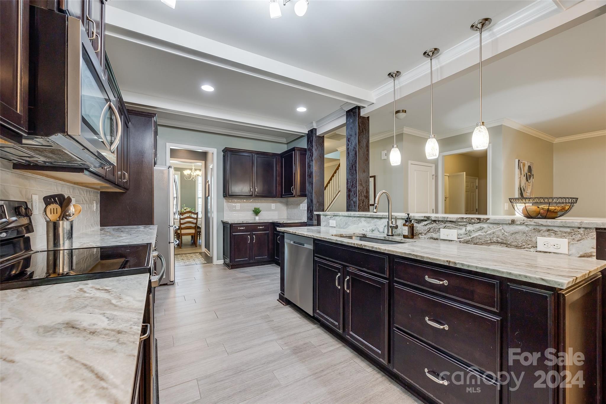 3334 Mandrake Court Tega Cay, SC 29708 - Photo 11 of 47 Gallery Image 11