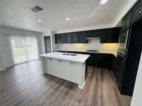 $659,900 | 33793 Salvia Lane, Murrieta, CA 92563