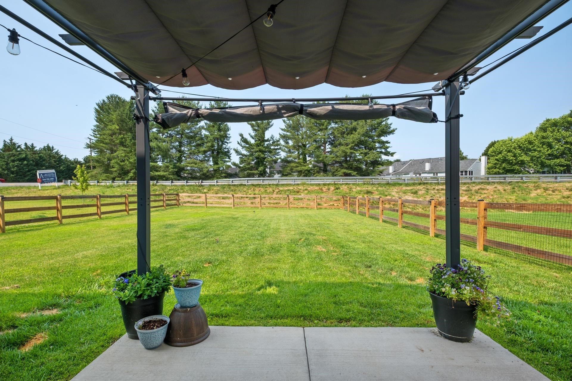 200 Overview Street Waynesboro, VA 22980 - Photo 20 of 29 Pergola