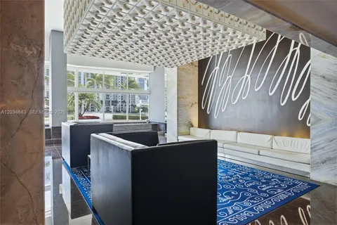$635,000 | 325 South Biscayne Boulevard, Unit 4022, Miami, FL 33131