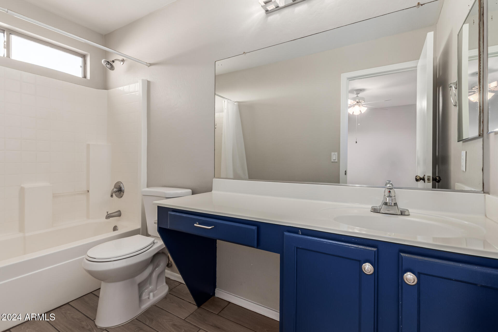 12322 West Larkspur Road El Mirage, AZ 85335 - Photo 18 of 31 19 - Larkspur