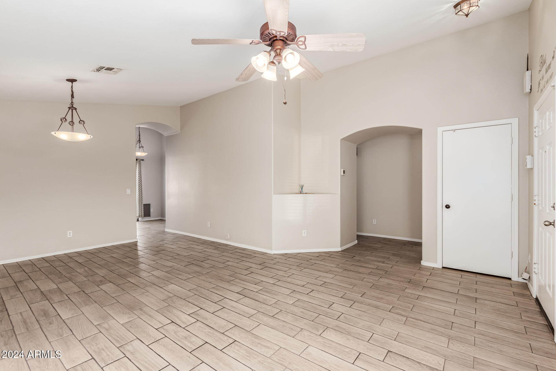 12322 West Larkspur Road El Mirage, AZ 85335 - Photo 6 of 31 07 - Larkspur