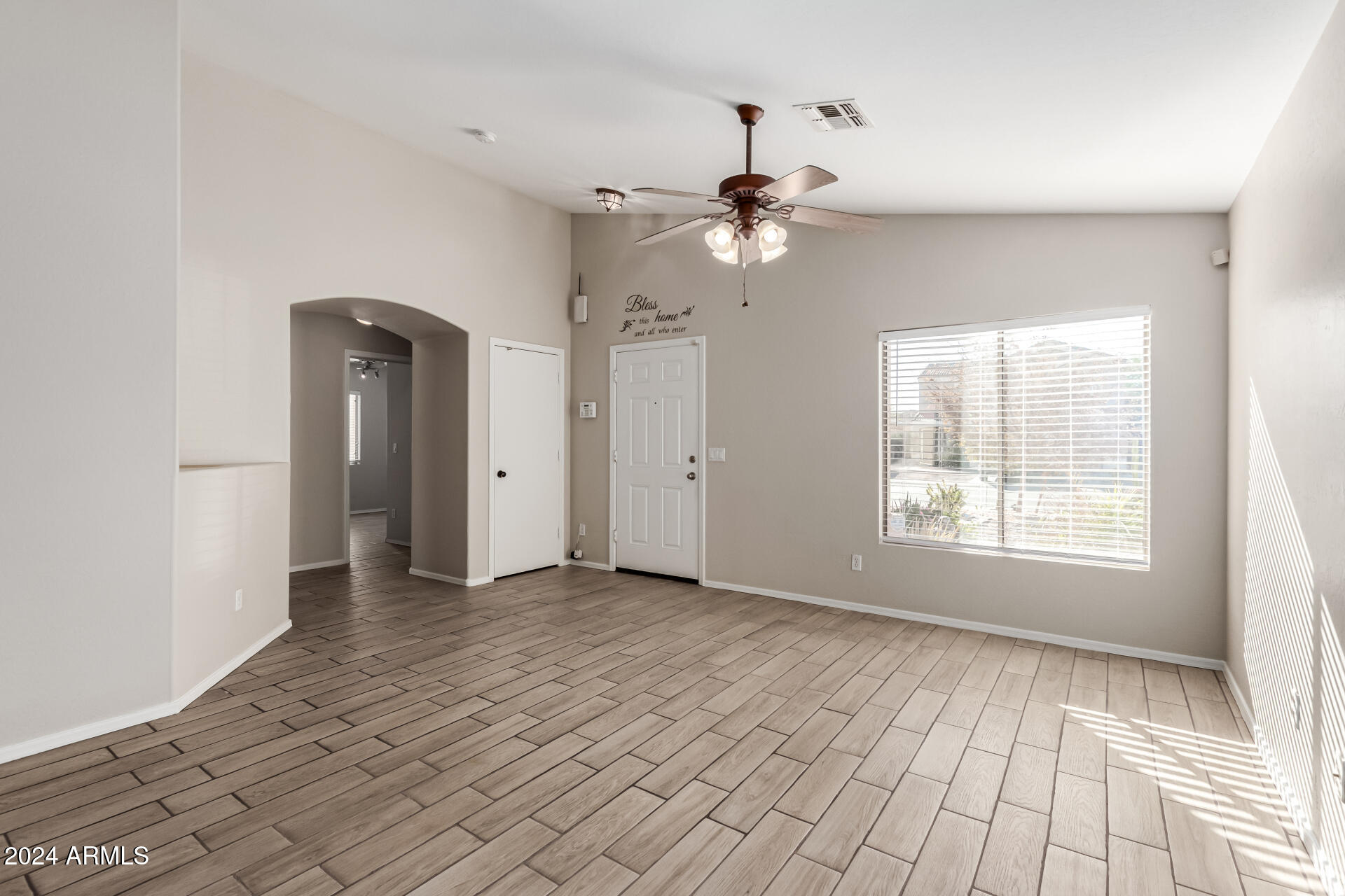 12322 West Larkspur Road El Mirage, AZ 85335 - Photo 8 of 31 09 - Larkspur