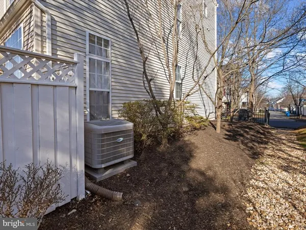 $675,000 | 20345 Bowfonds Street, Ashburn, VA 20147