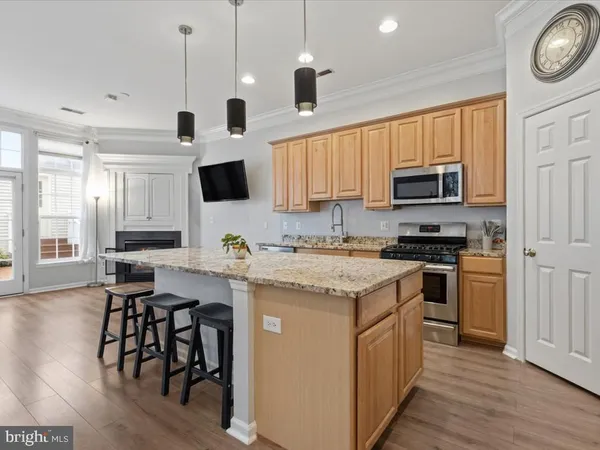$675,000 | 20345 Bowfonds Street, Ashburn, VA 20147