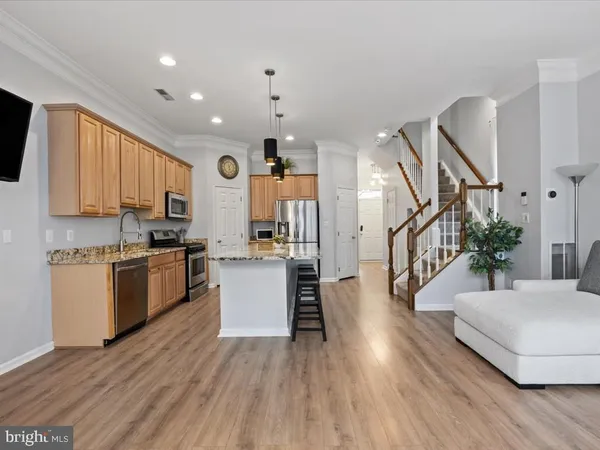 $675,000 | 20345 Bowfonds Street, Ashburn, VA 20147